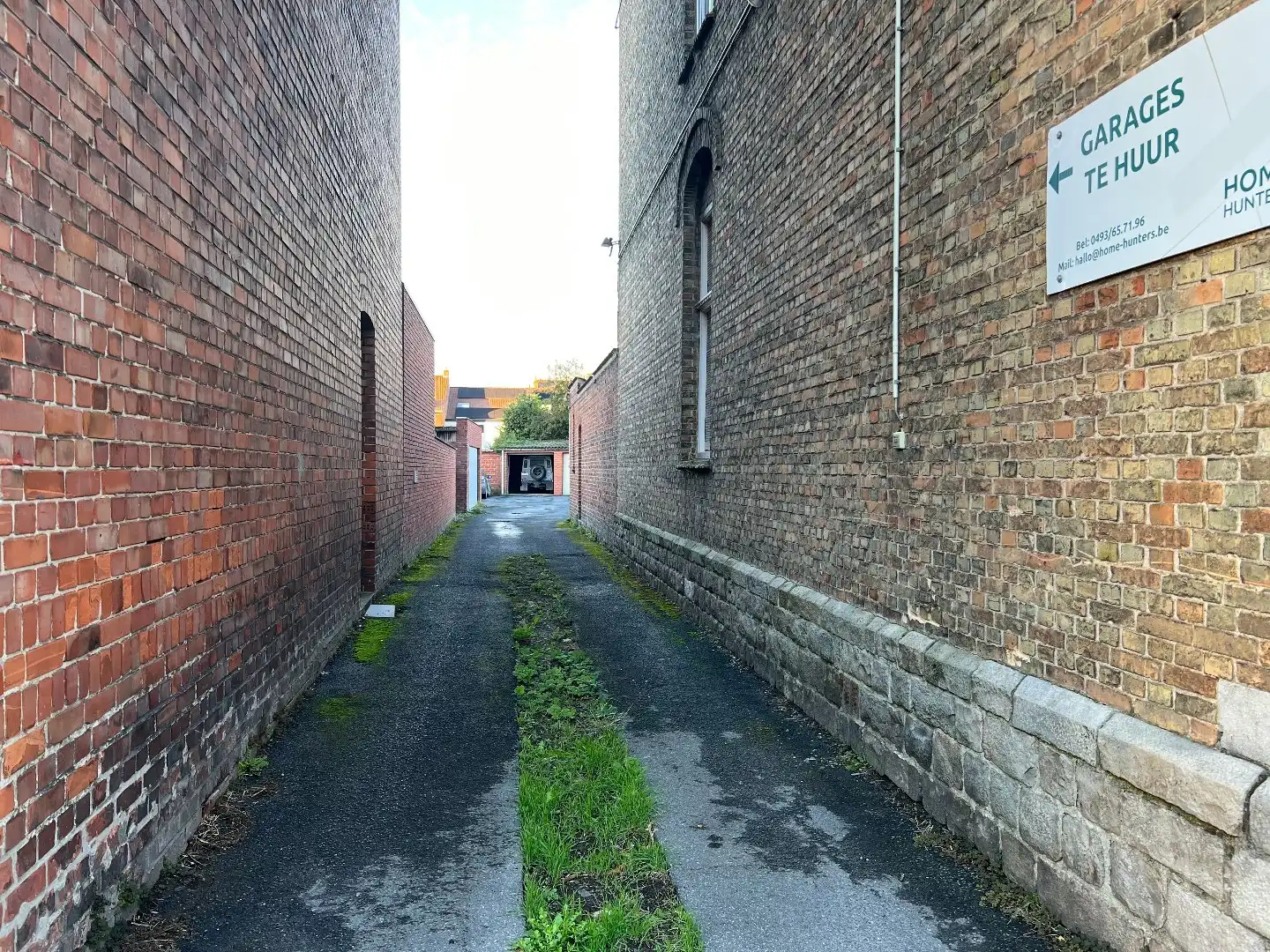 Garagebox in centrum Ieper foto 5