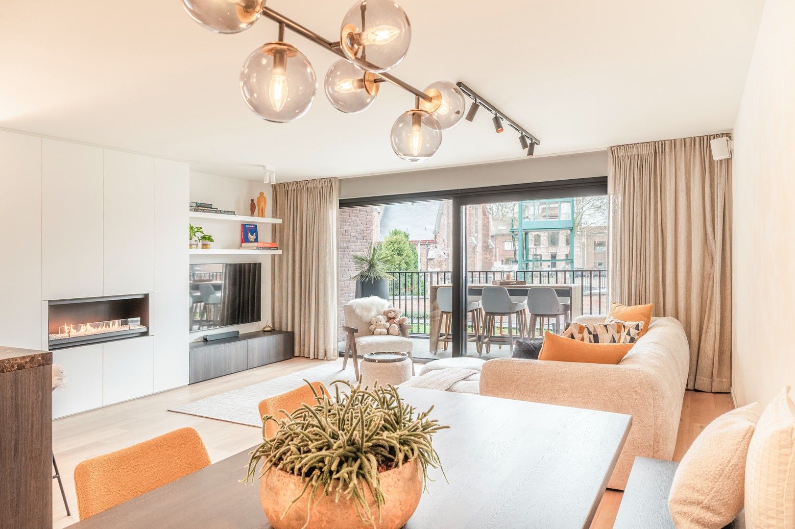 Exclusief appartement met naadloos design en ondergrondse staanplaats. foto 2