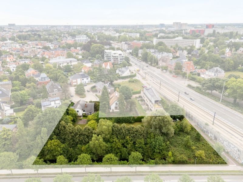 --- NIEUW ---  Ontwikkelingsgrond (2.394m²) + woning op uitzonderlijke locatie! foto 2