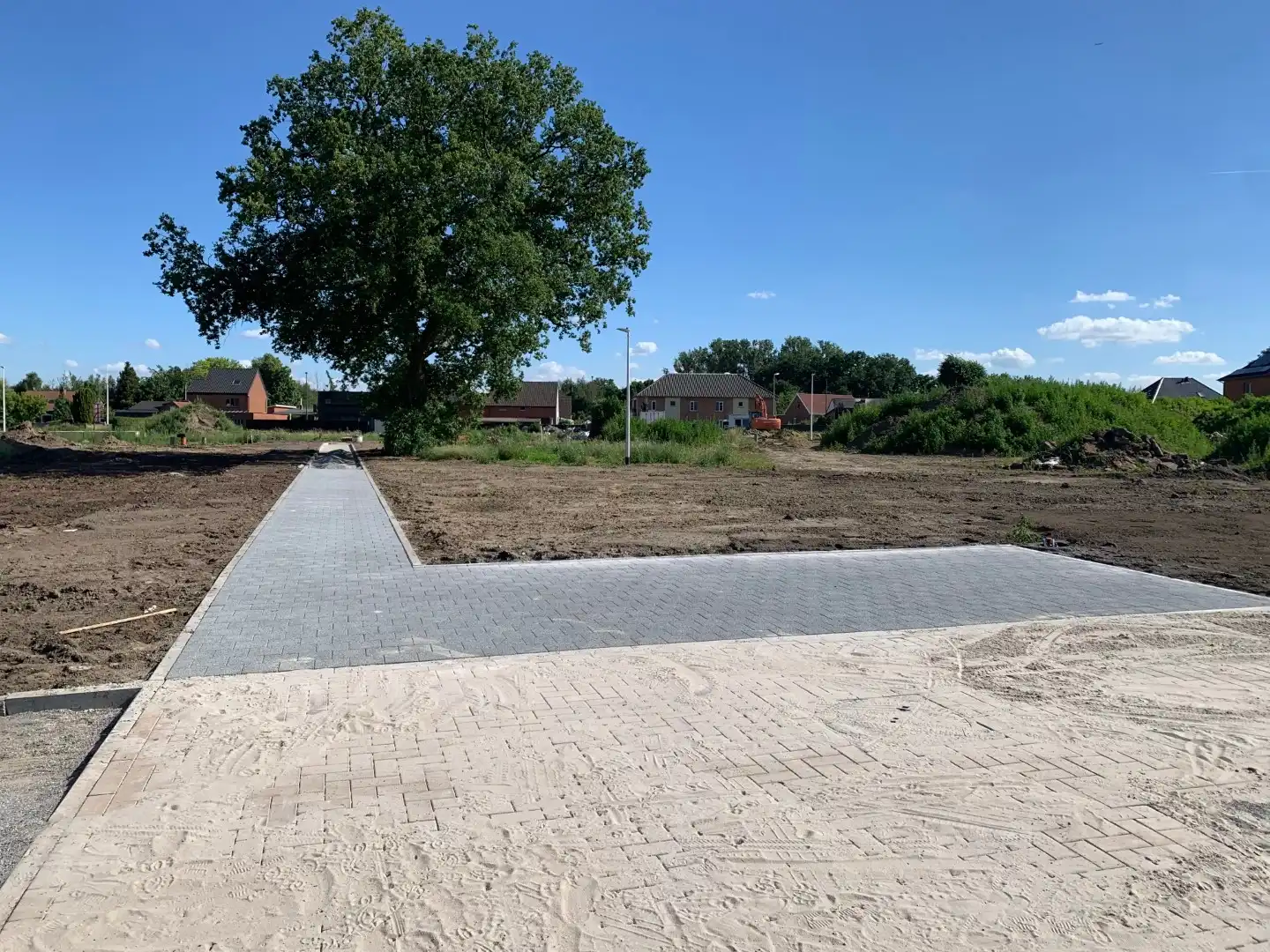 Laatste bouwgrond voor open bebouwing in familievriendelijke buurt foto 7