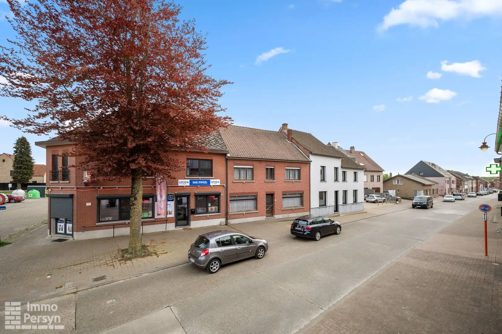 Te renoveren woning met zuidtuin en achteringang met garages foto 32