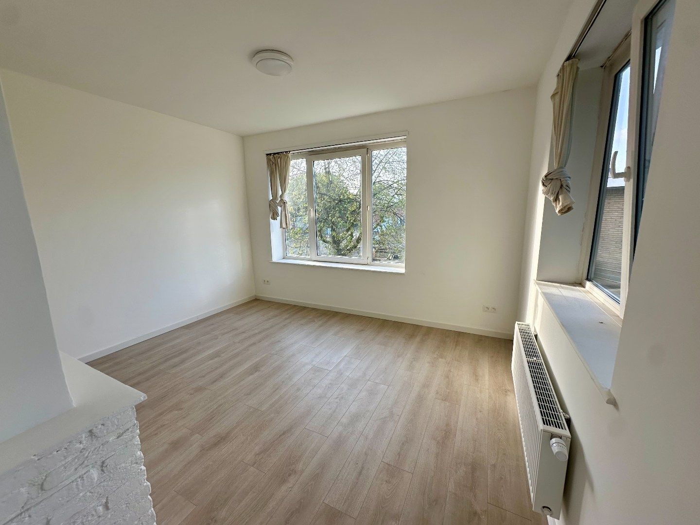 Gerenoveerd appartement met 2 slk foto 2