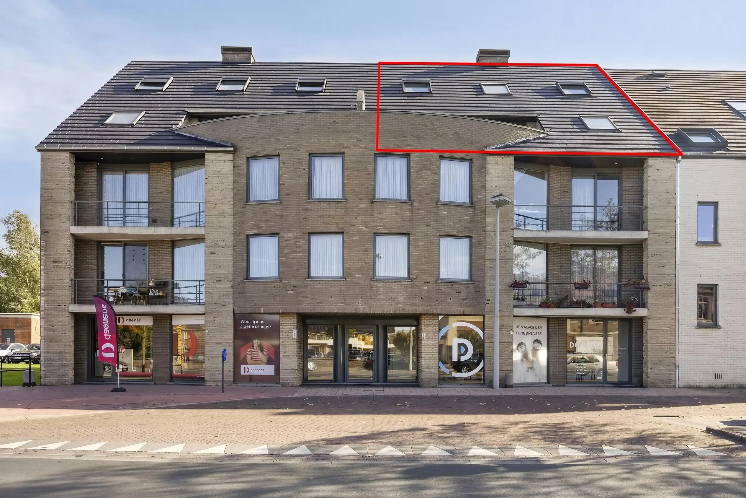Ruim appartement (150m²) met 3 kamers te koop in Zulte foto {{pictureIndex}}