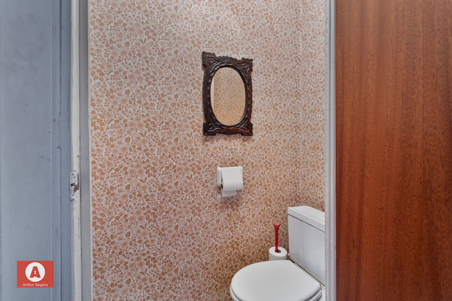 Te renoveren woning nabij centrum Buggenhout foto 5
