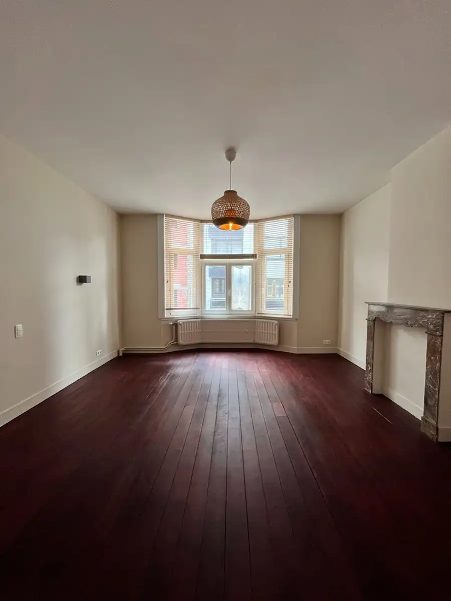 Gerenoveerd duplex appartement met tuin in centrum Leuven te huur foto 19