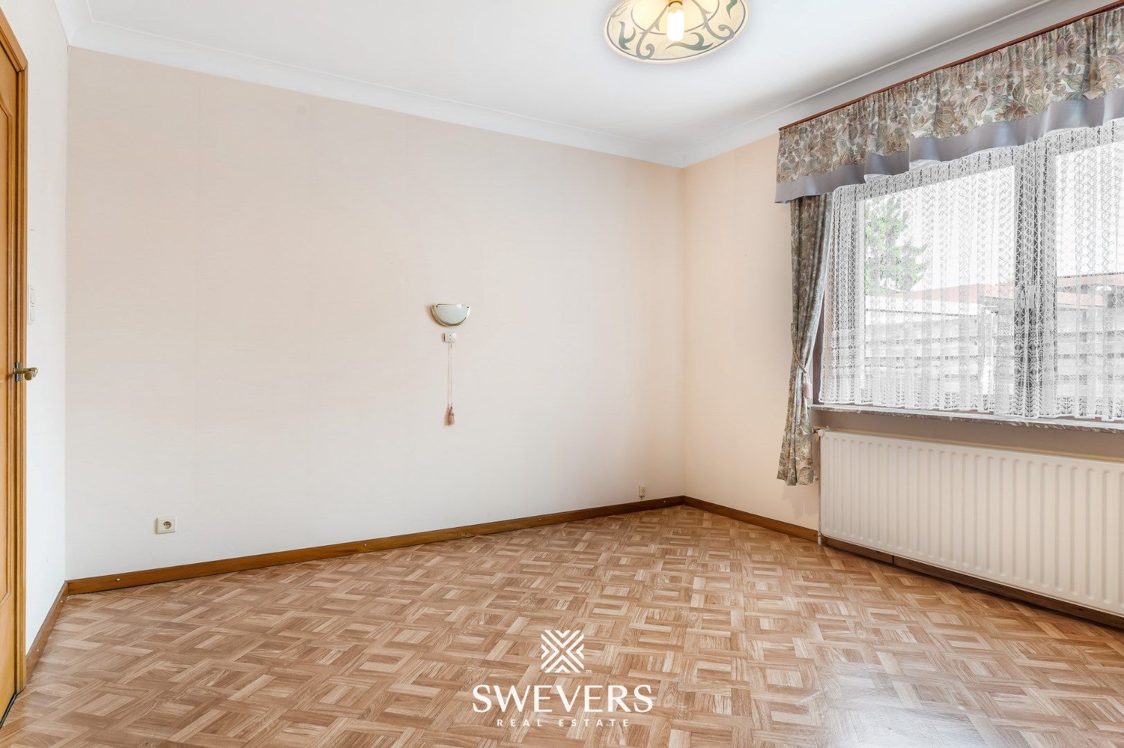 Bungalow met 2 slaapkamers op zonnig perceel van 7a 96ca foto 19