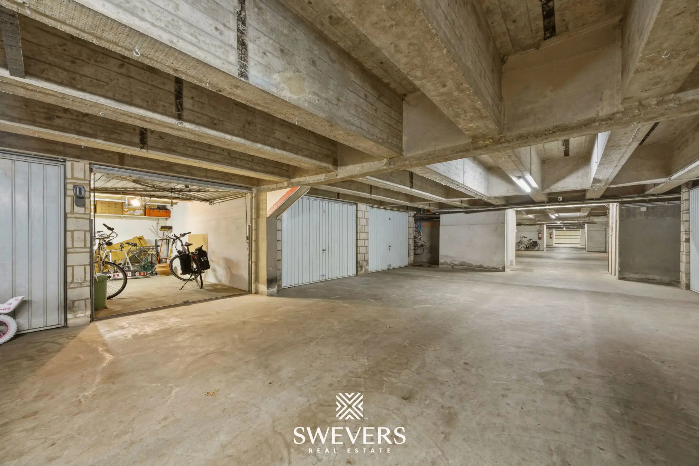 Uitstekend gelegen, lichtrijk appartement met 2 ruime slaapkamers, terras en garagebox foto 21