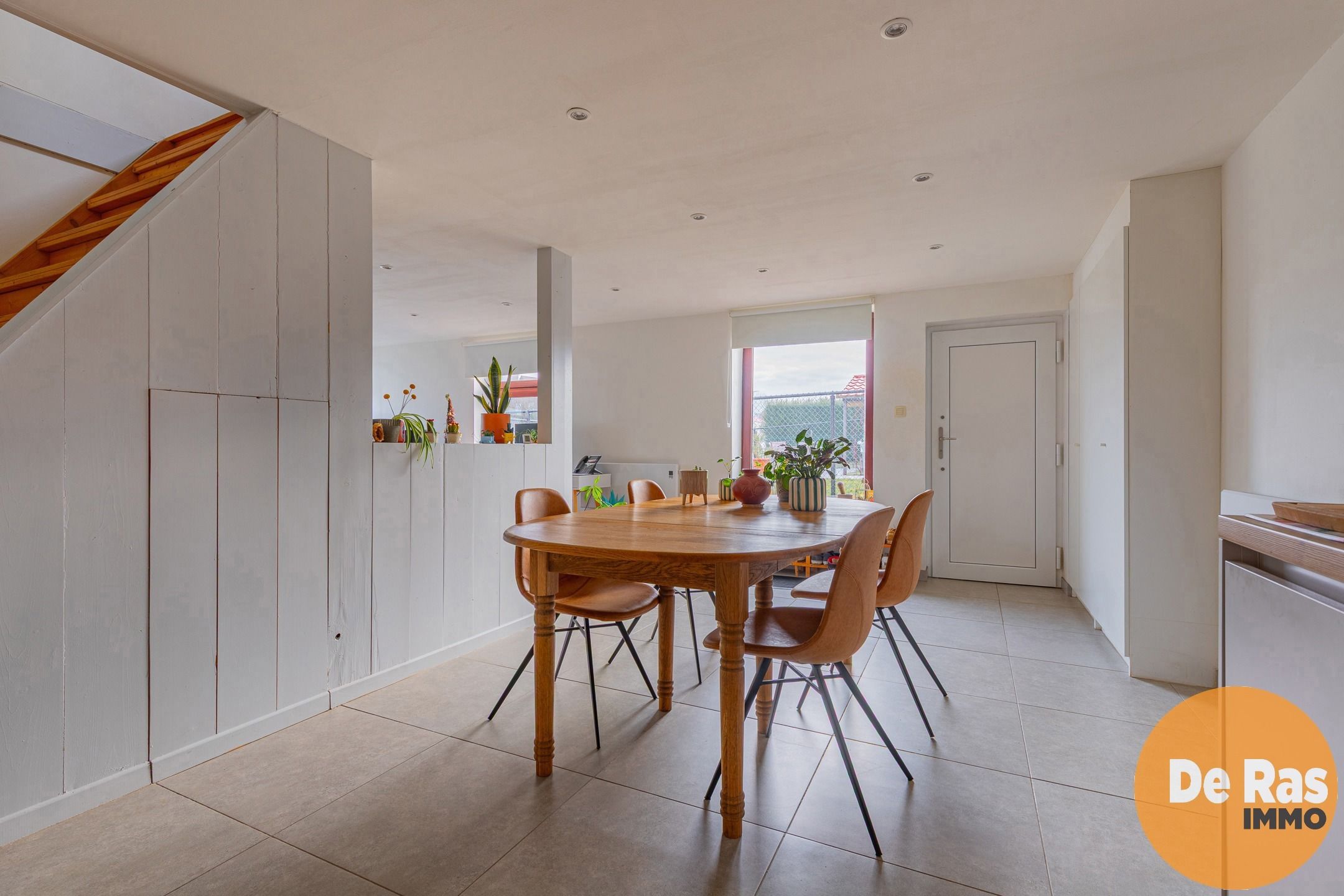 OORDEGEM - Instapklare woning met 2 kamers op leuke locatie foto 9