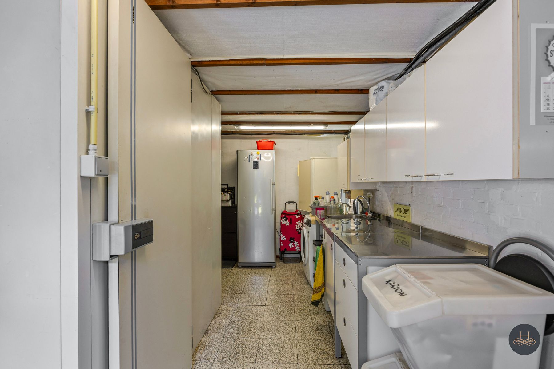 Charmant gelijkvloers landhuis op royaal perceel van 24a foto 21