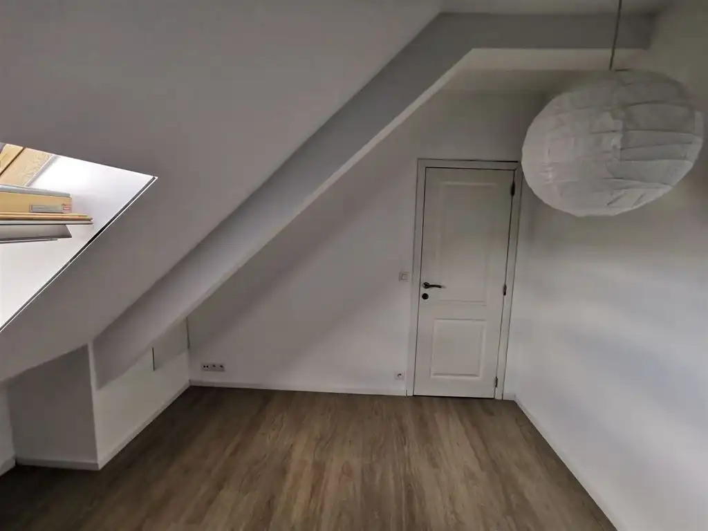 Mooie 3-gevelwoning gelegen in Pollare foto 17