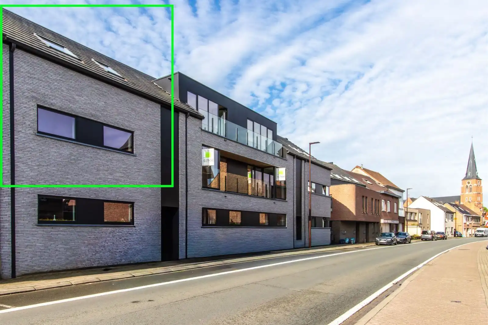 BEZOEKMOMENT  NU ZATERDAG  23/5 tsn 9u en 11u   -- 3-slaapkamer appartement van 141 m² met terras van 10 m² foto 3