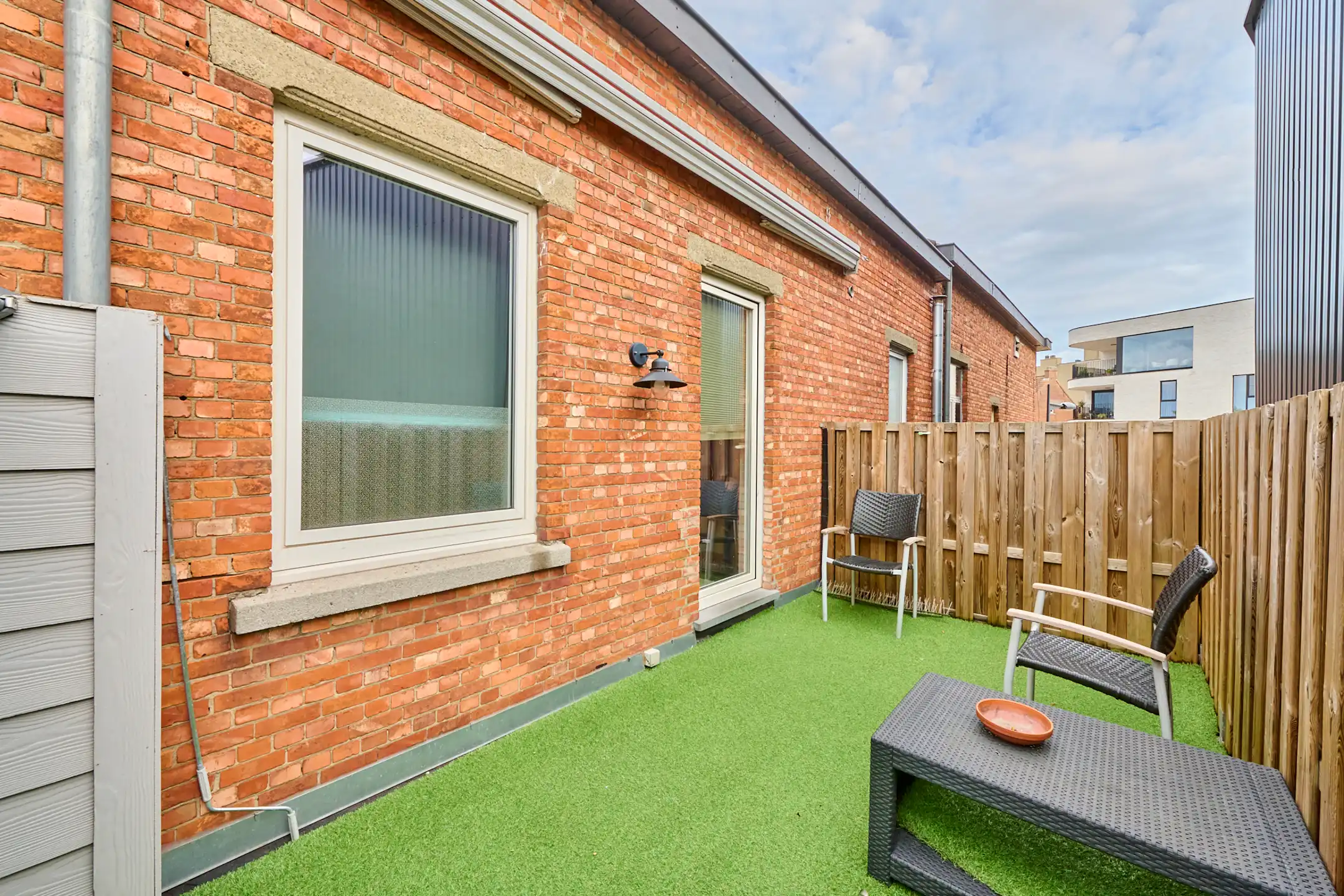 Opbrengsteigendom in het hart van Paal-Beringen foto 17