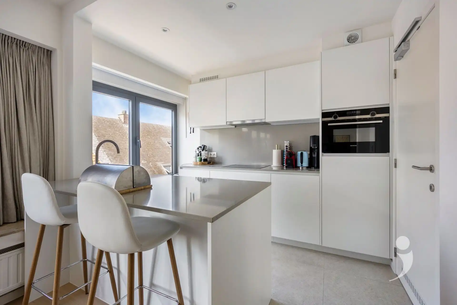 Recent gerenoveerd appartement in hartje Leuven! foto 5
