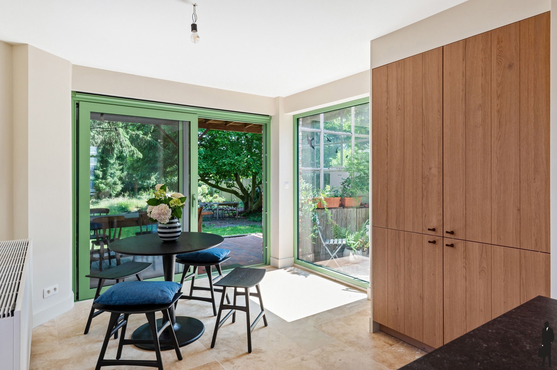 Volledig gerenoveerde herenwoning op een perceel van 770 m²  foto 10