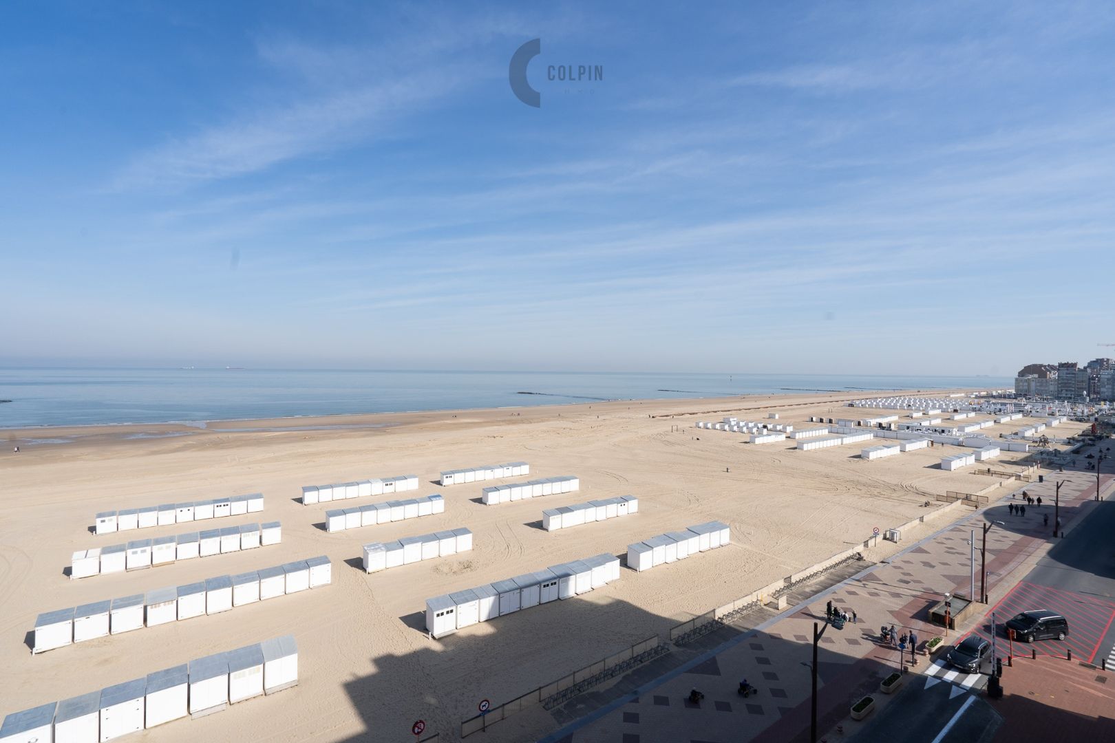 Fantastisch gerenoveerd appartement op de zeedijk vlakbij het casino van Knokke foto 4
