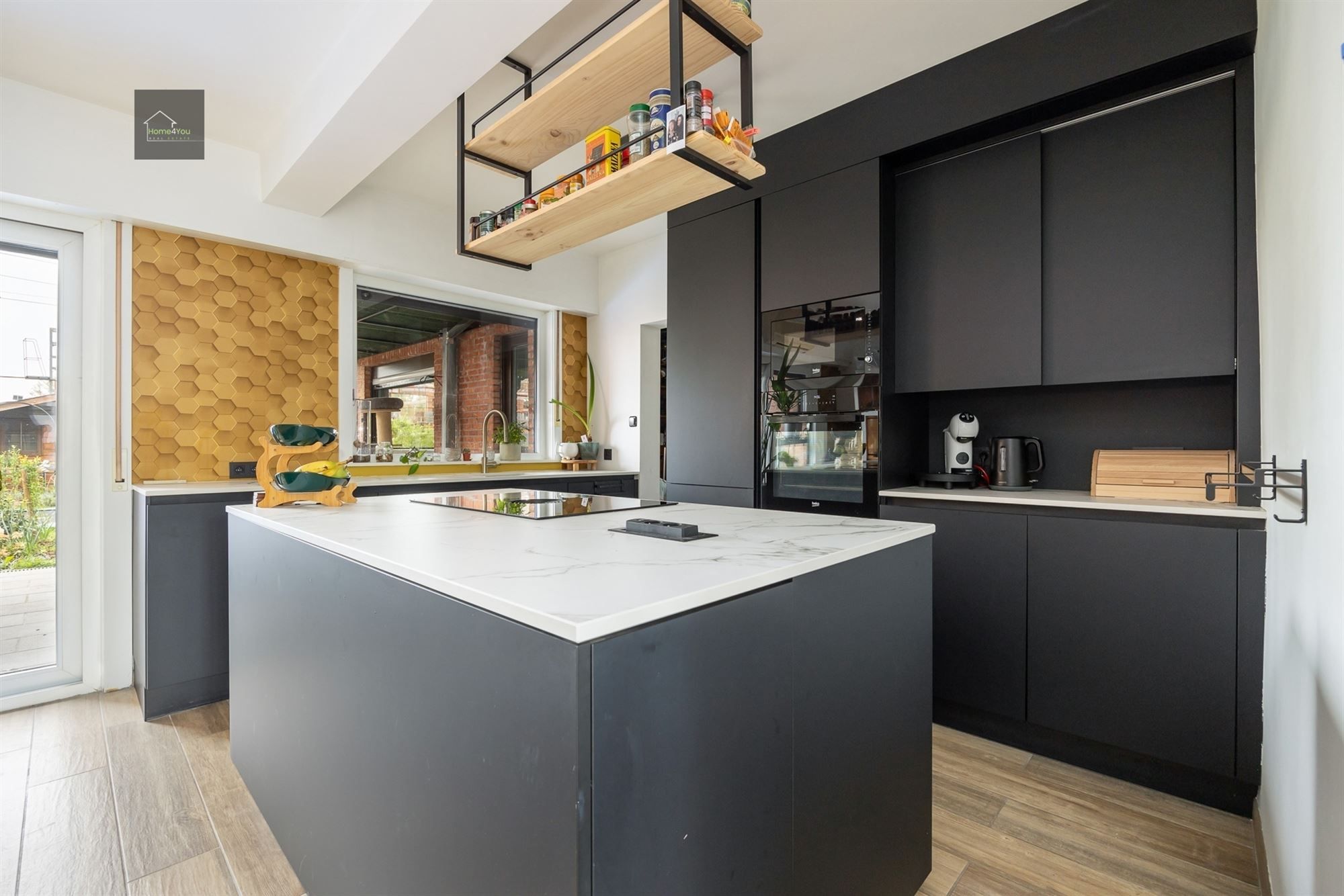 HOB met 4 slaapkamers en 2 badkamers foto 6