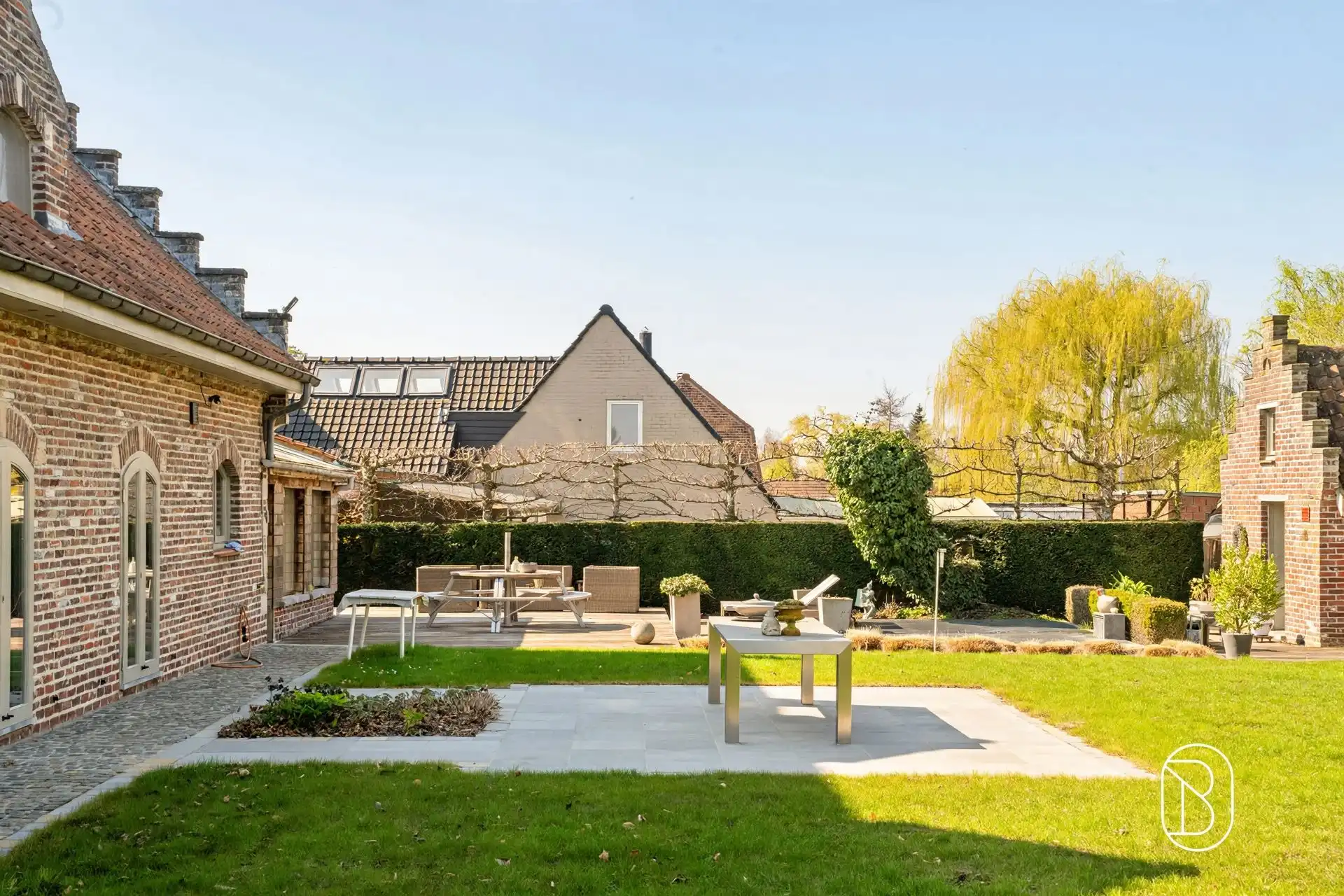 Charmante villa met tuin, garage en tal van mogelijkheden foto 7