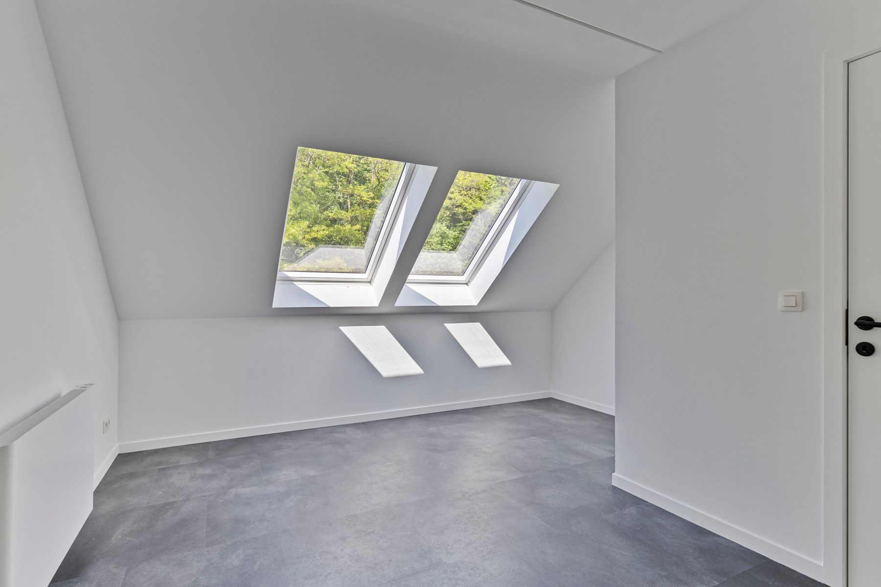 Ruime lichtrijke studio's nabij Gasthuisberg foto 5