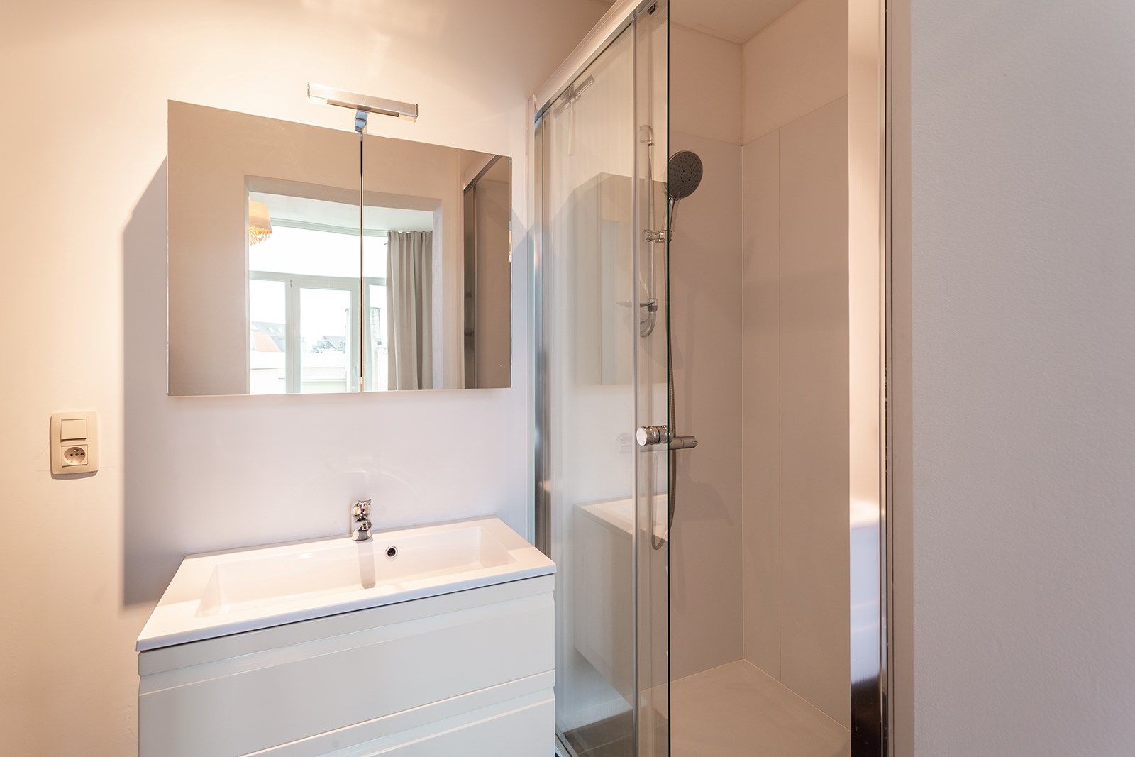 Wonen op een zucht van de hippe Marnixplaats  foto 19
