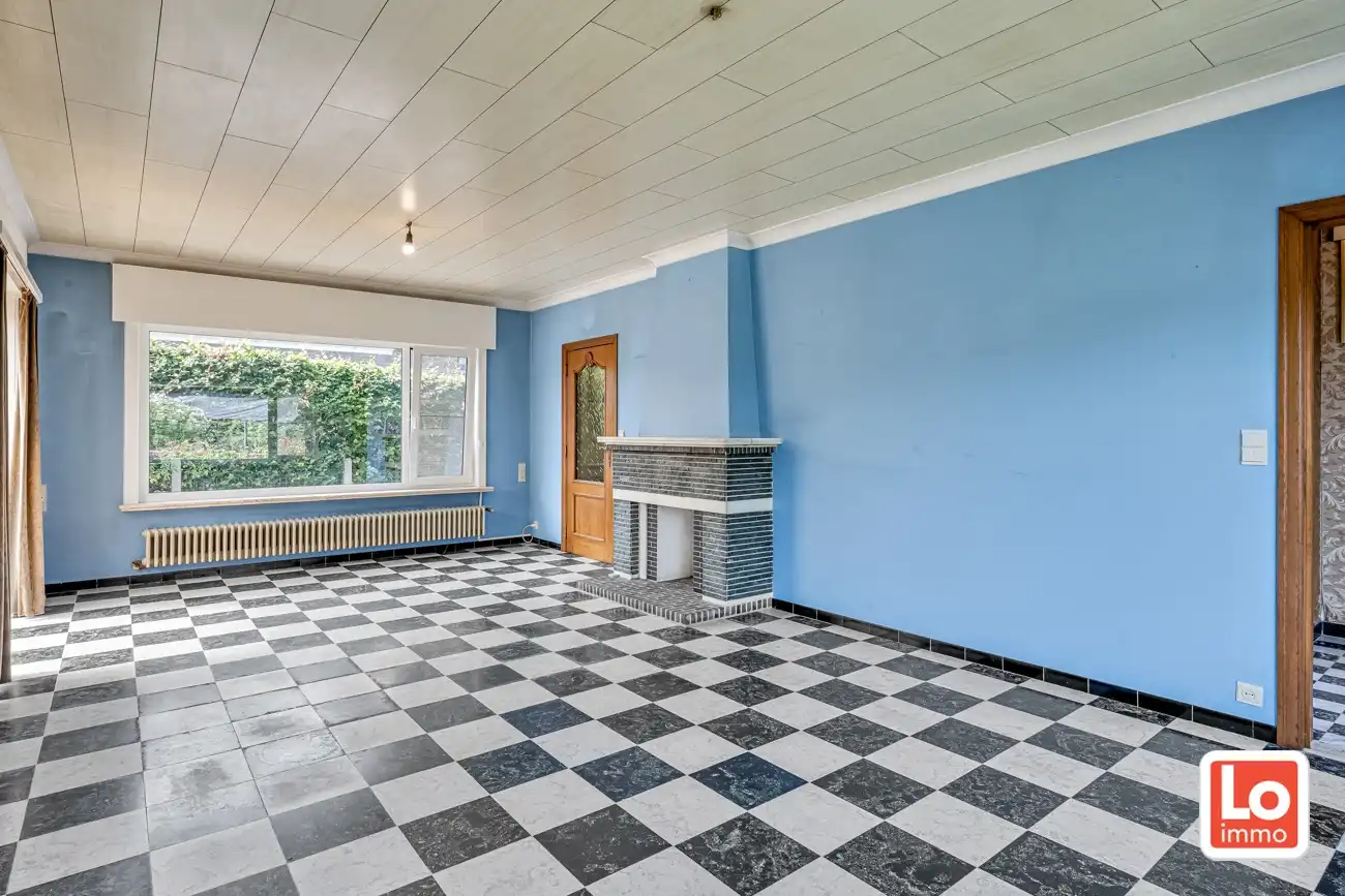 Volledig te renoveren open woning met ruime afzonderlijke garage en tuin op een toplocatie nabij Oude Bareel in Sint-Amandsberg/Oostakker! foto 6