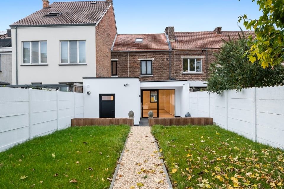 PRACHTIG GERENOVEERDE HERENWONING MET 3 SLPKS OP CENTRALE LIGGING foto 19