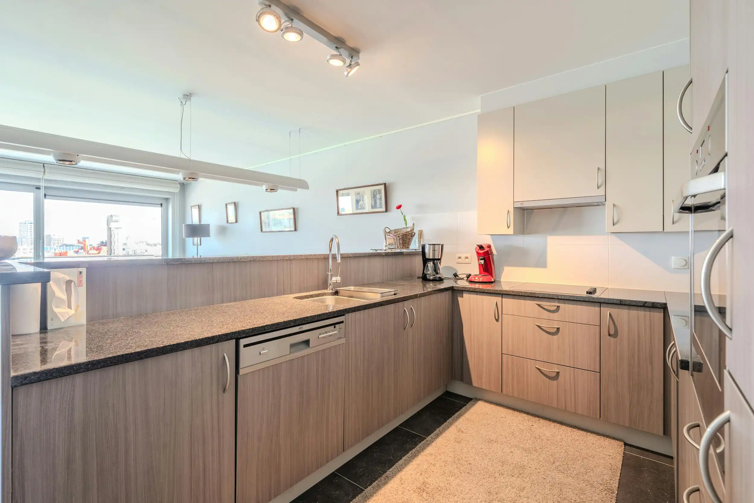 Fantastisch appartement langs de Visserskaai te Oostende foto 9