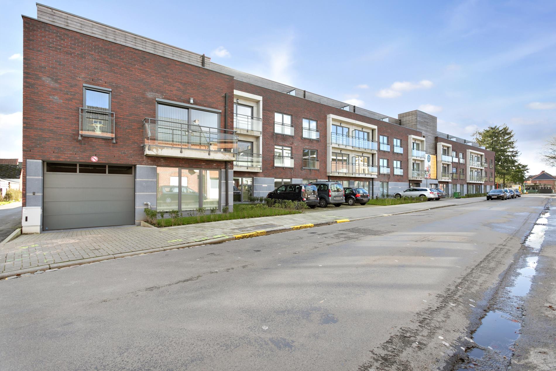 Unieke assistentiewoning te koop in het centrum van Mol met groenzicht! foto 3