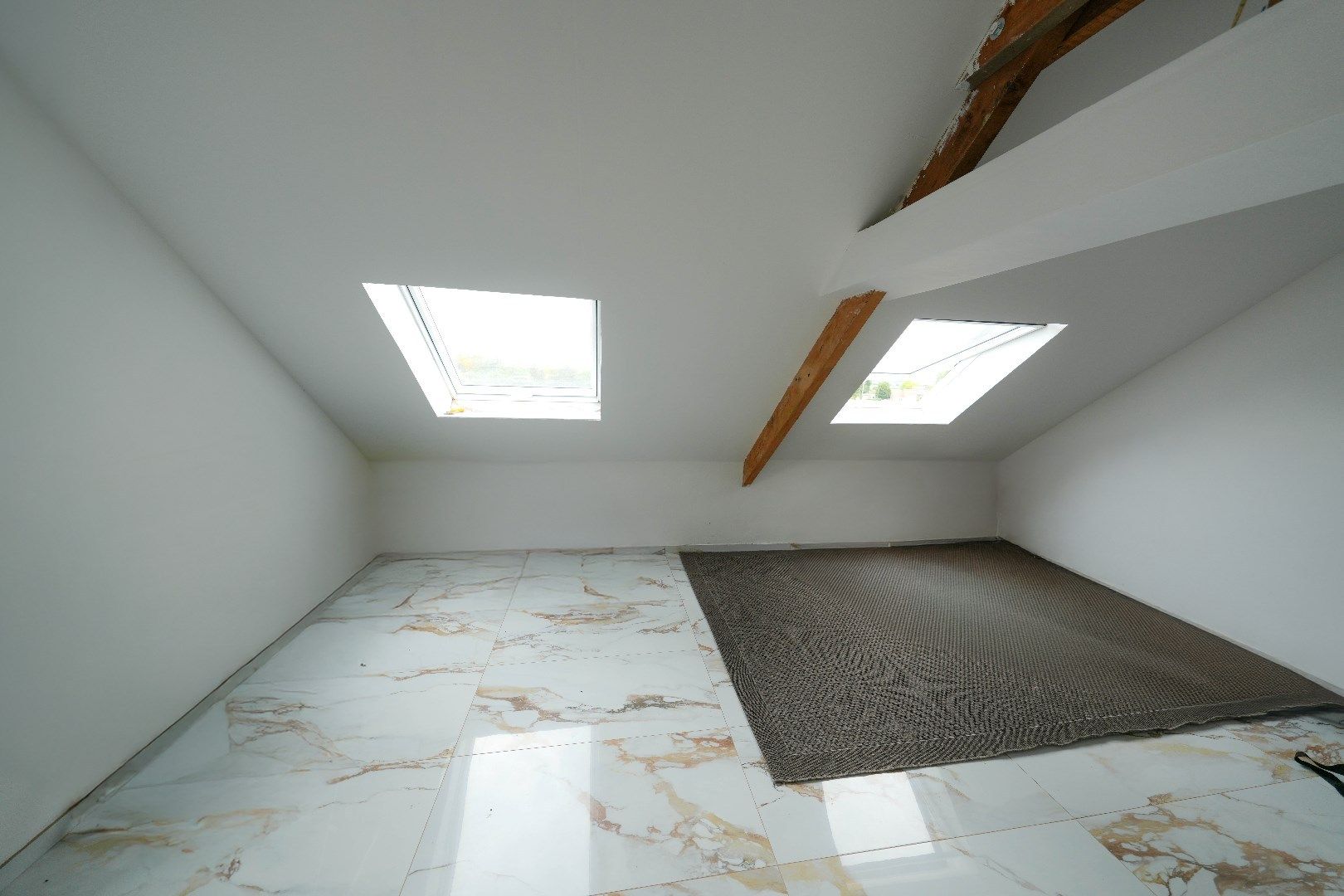 Instapklare woning, gerenoveerd tussen 2017 en 2025 foto 25