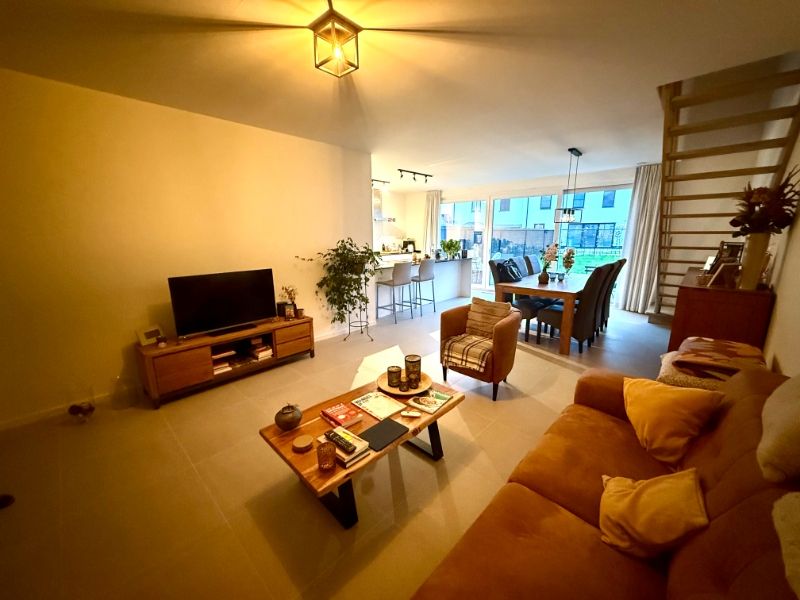 Recente, instapklare woning met 3 ruime slaapkamers en garage foto 4