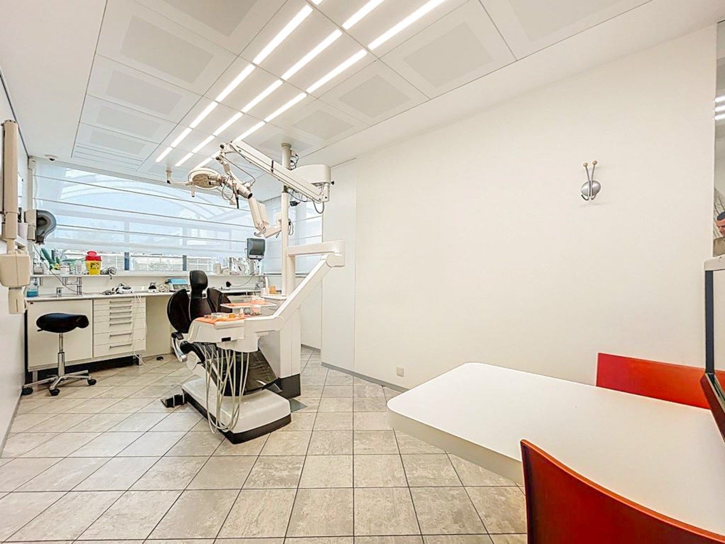  Instapklaar huis met praktijkruimte, kangoeroewonen mogelijk foto 6