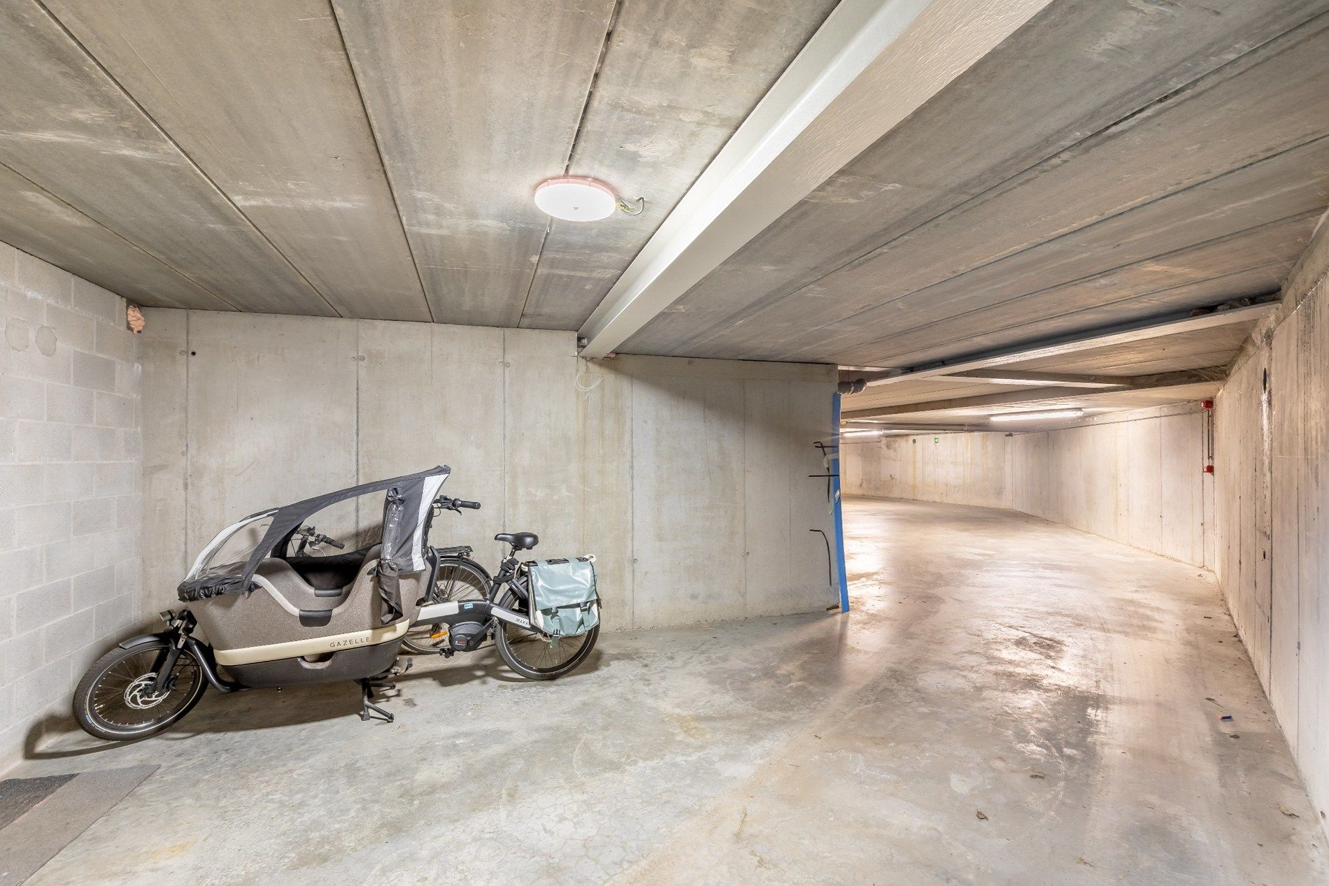 Ruime gezinswoning in perfecte staat van onderhoud! foto 19