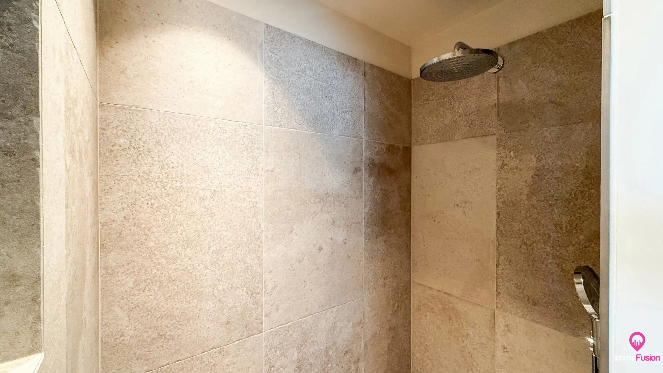 Exclusieve energiezuinige nieuwbouwwoning met 3 slpkms! foto 39