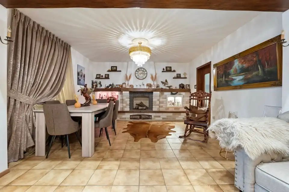 VERRASSEND RUIME GEZINSWONING MET 3 SLKS IN MONTENAKEN foto 10