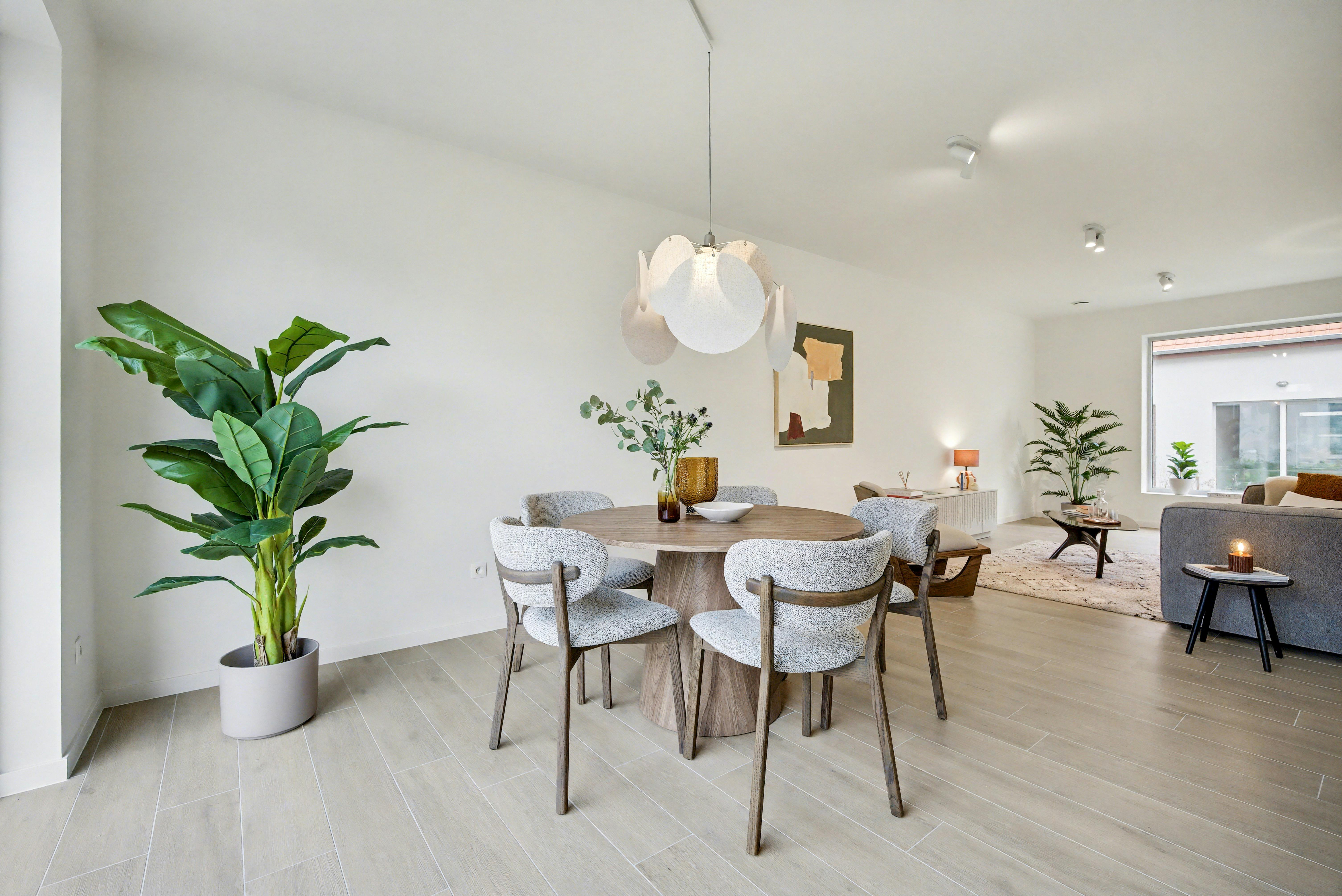 Unieke woning met 4 slaapkamers en twee badkamers foto 4