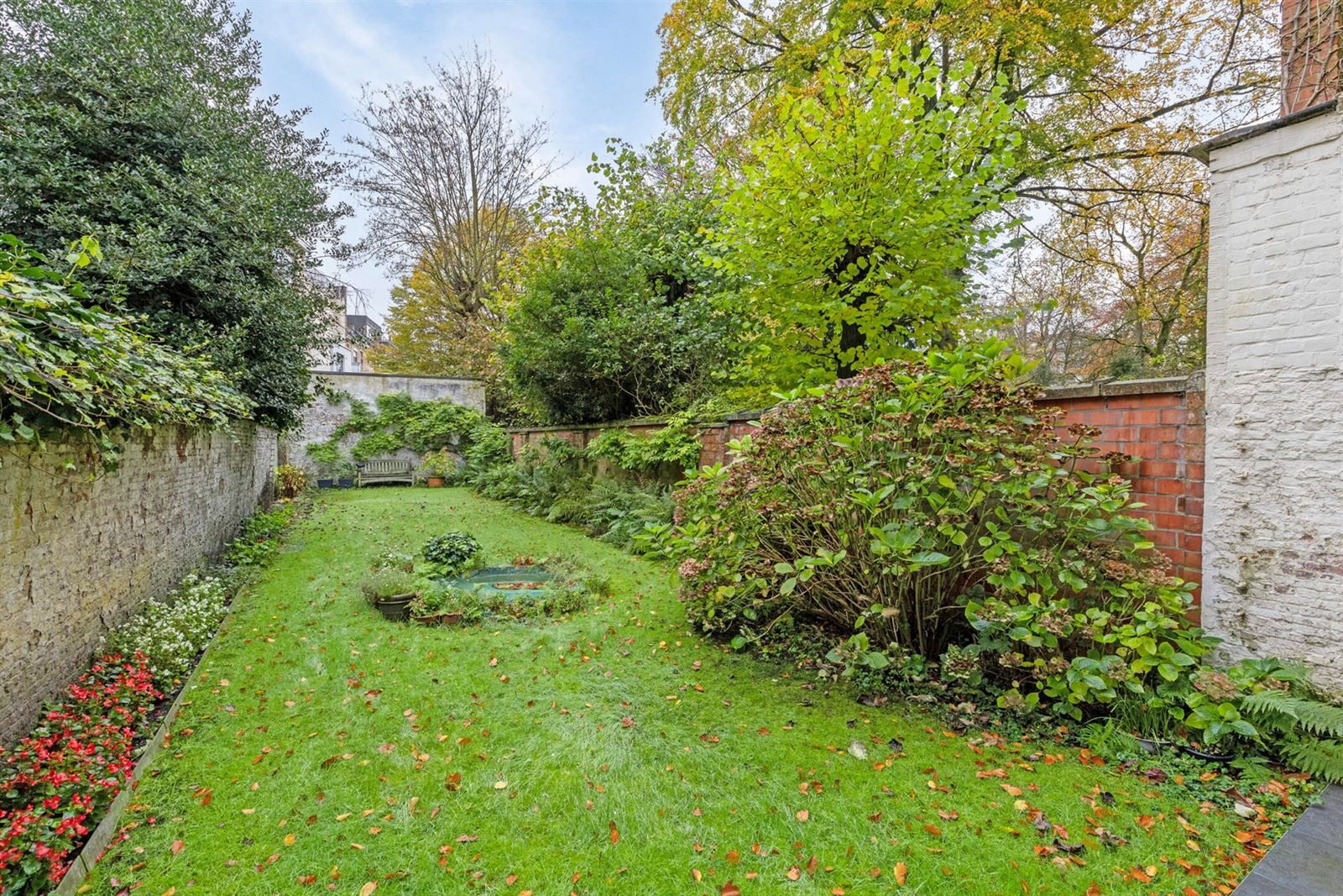 Te koop: Te renoveren apothekerswoning met 6 slaapkamers en grote tuin foto 20