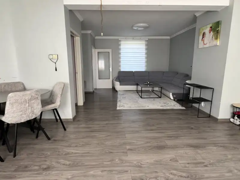 Woning met 4 slaapkamers en garage foto 7