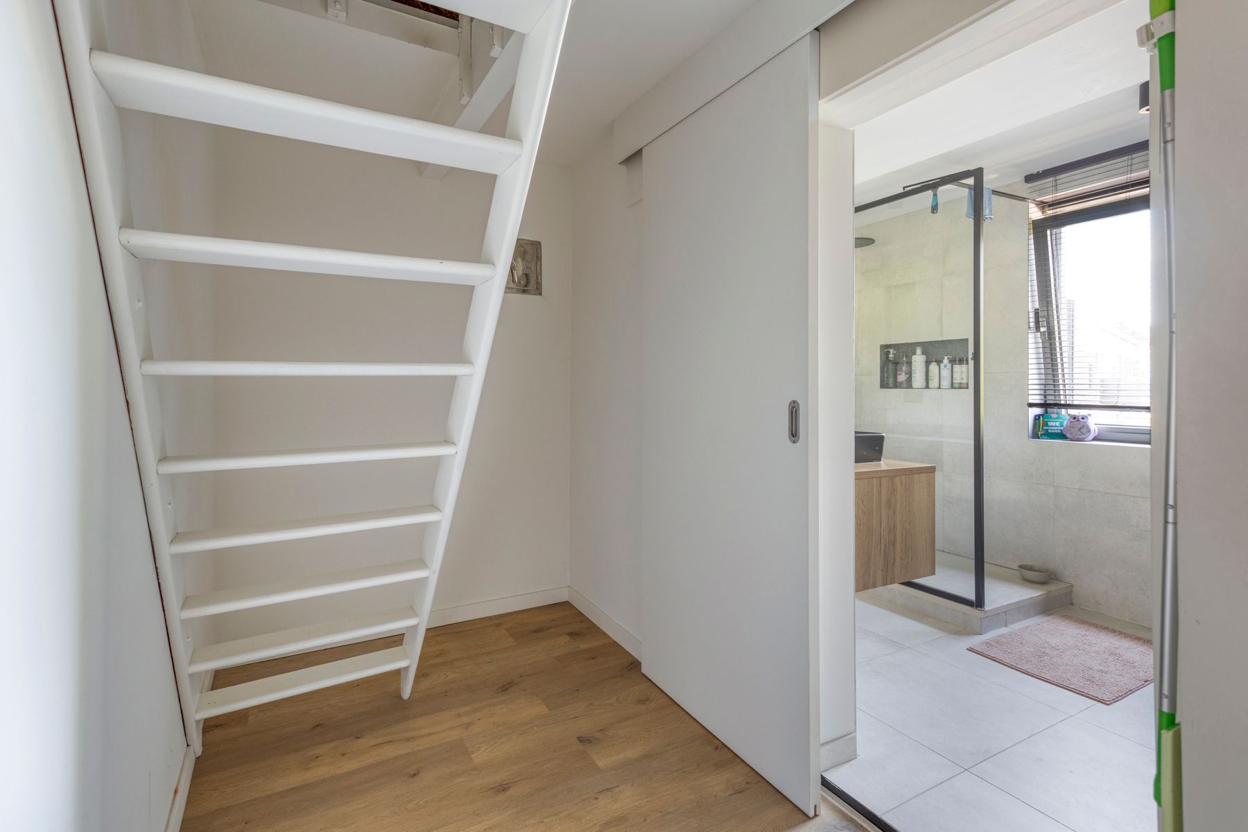Energiezuinige (EPC A) instapklare woning met 3 slaapkamers foto 15