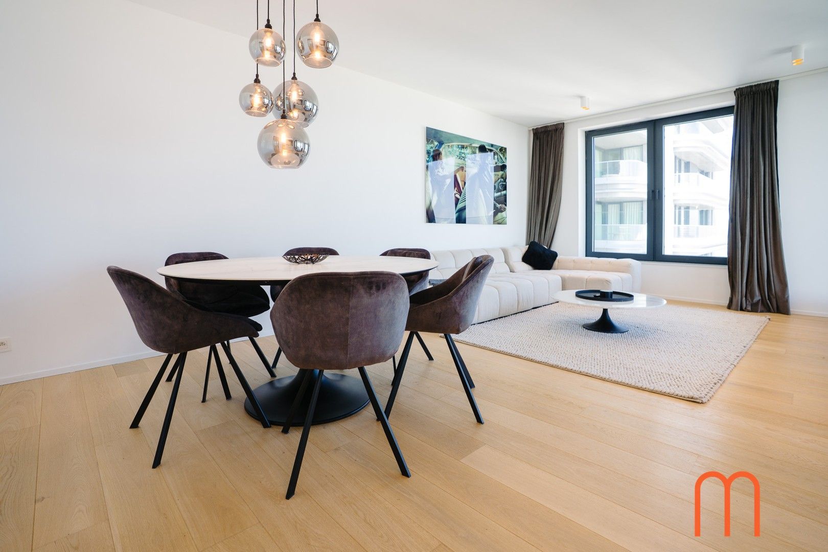 Stijlvol appartement met adembenemend zeezicht in residentie Ensor Tower. foto 3