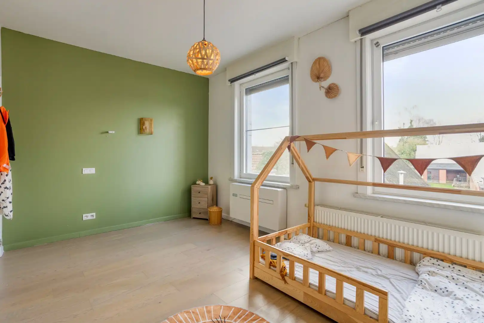 Ruime, gerenoveerde woning met werkplaats, garage en diepe tuin! foto 11