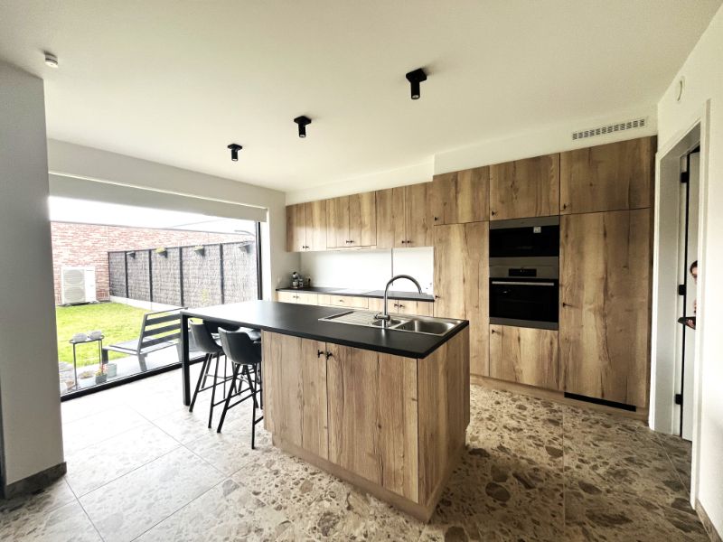 Nieuwbouwwoning met 3 slaapkamers en zonnepanelen foto 5