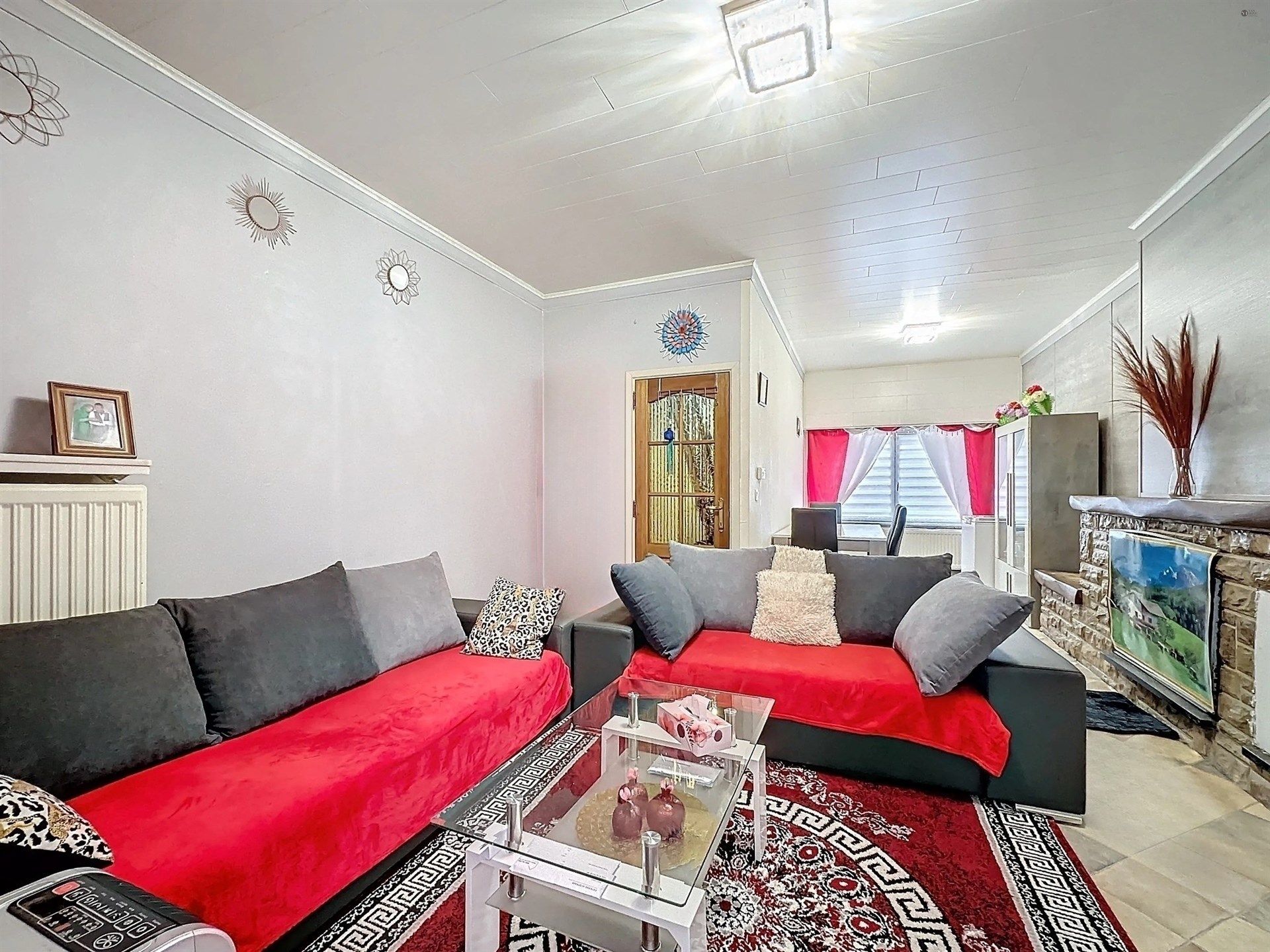 Instapklare woning met 4 slaapkamers in centrum Sint-Niklaas! foto 2