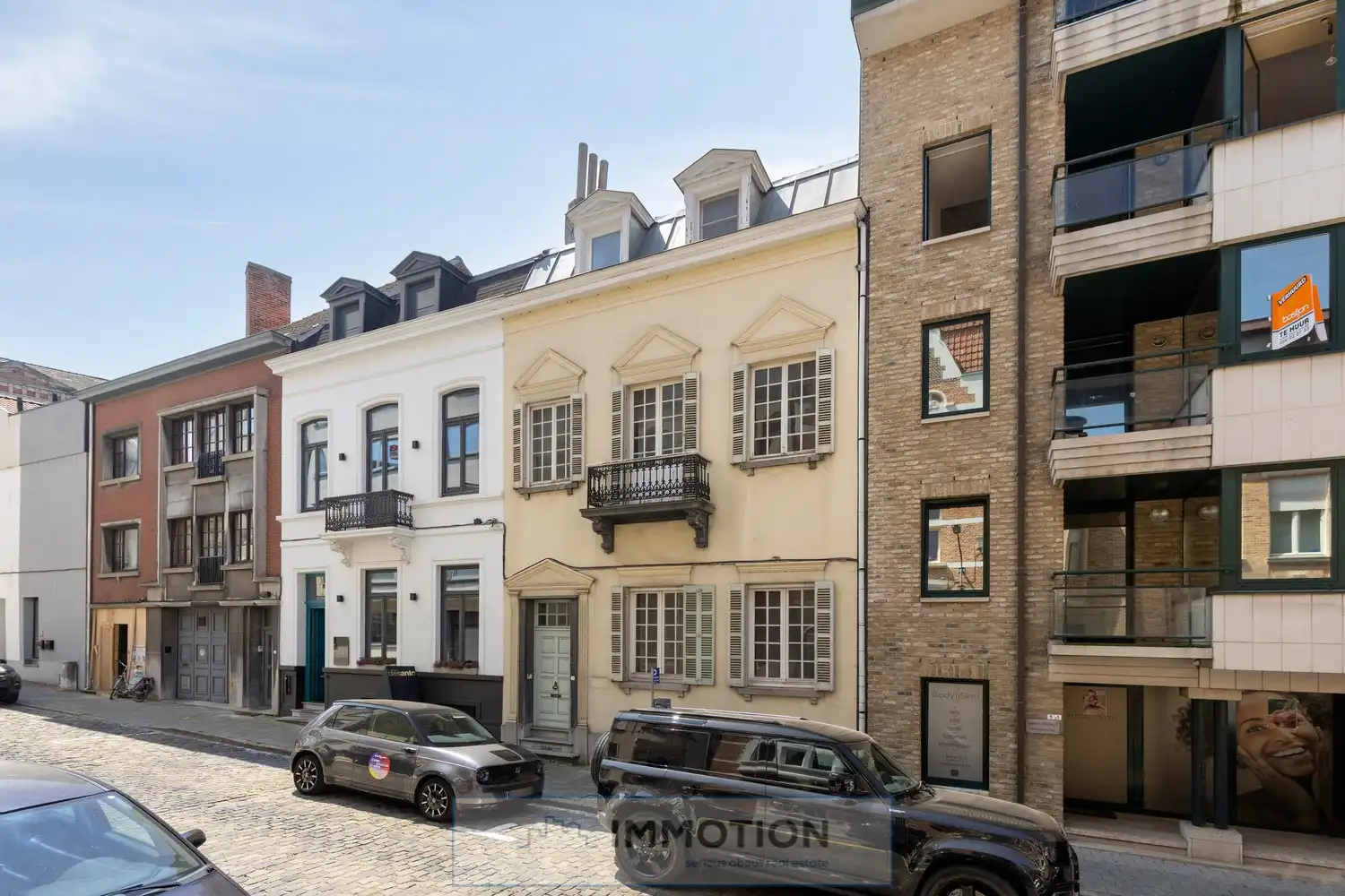 Charmante te renoveren burgerwoning te koop in Kortrijk foto 14