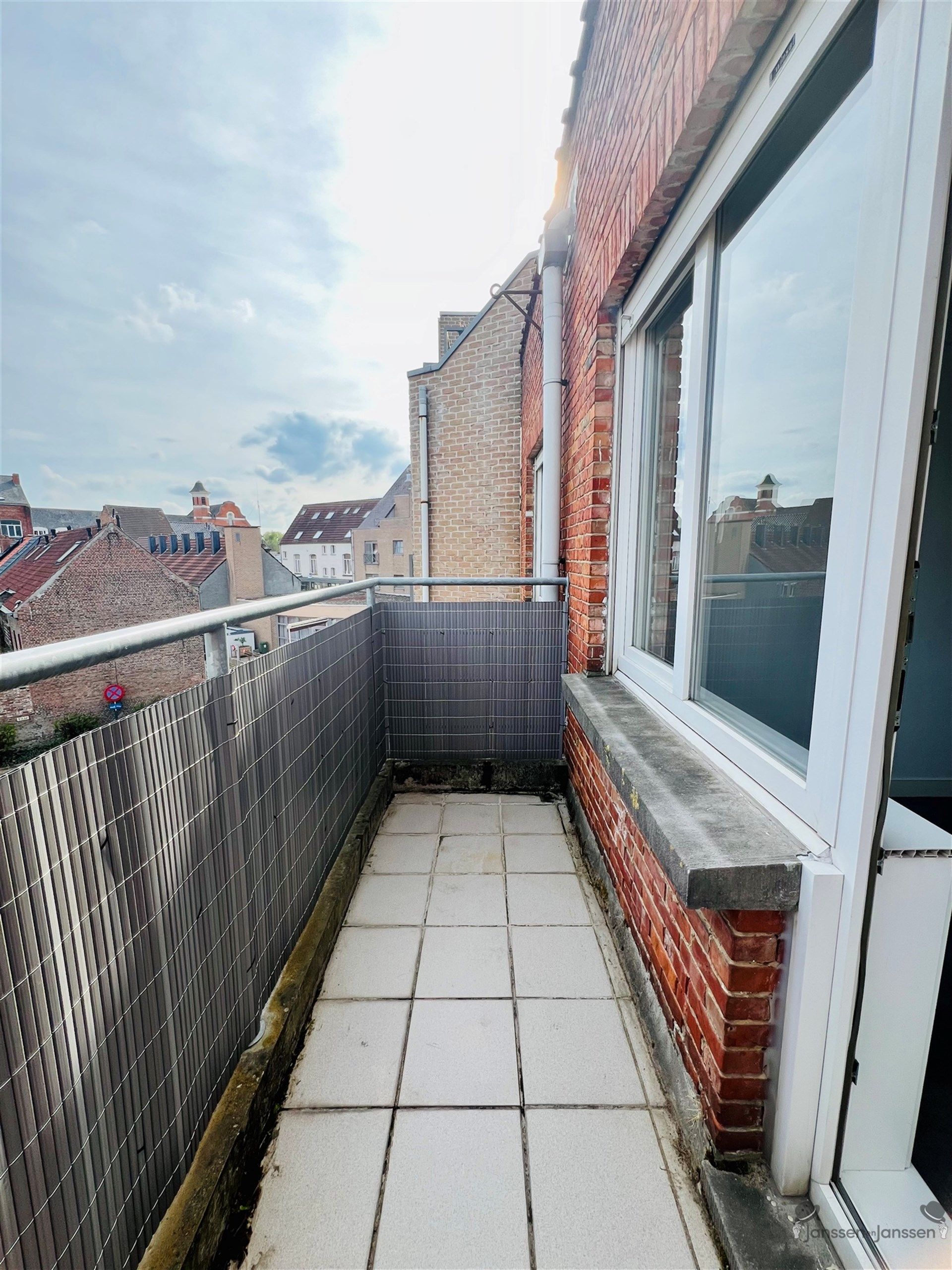 Ruim 2 slpk appartement in centrum foto 12