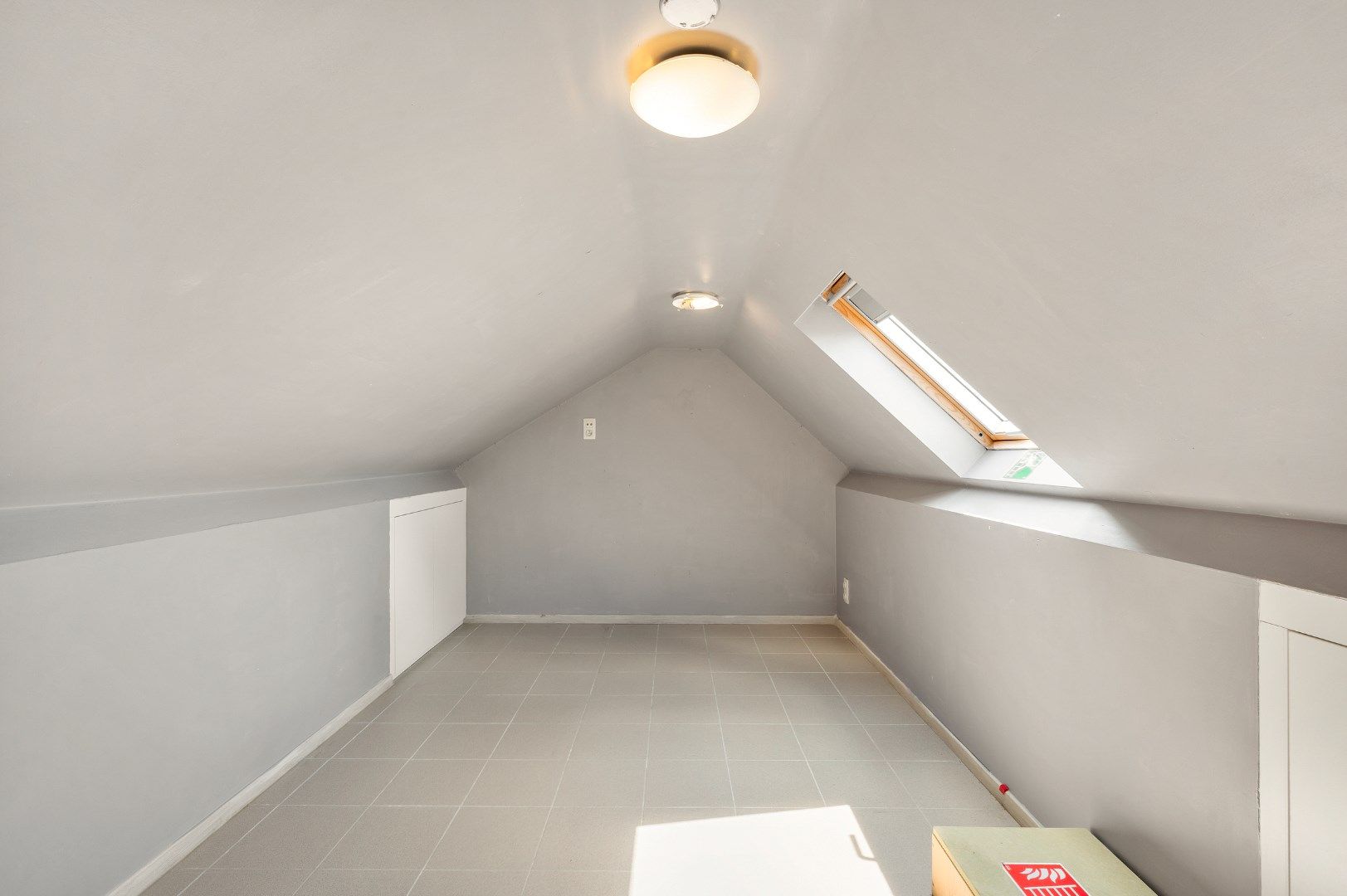 OP TE FRISSEN HOB MET 4 RUIME SLPKS (MOGELIJKHEID 5), GARAGE EN GUNSTIG EPC foto 14