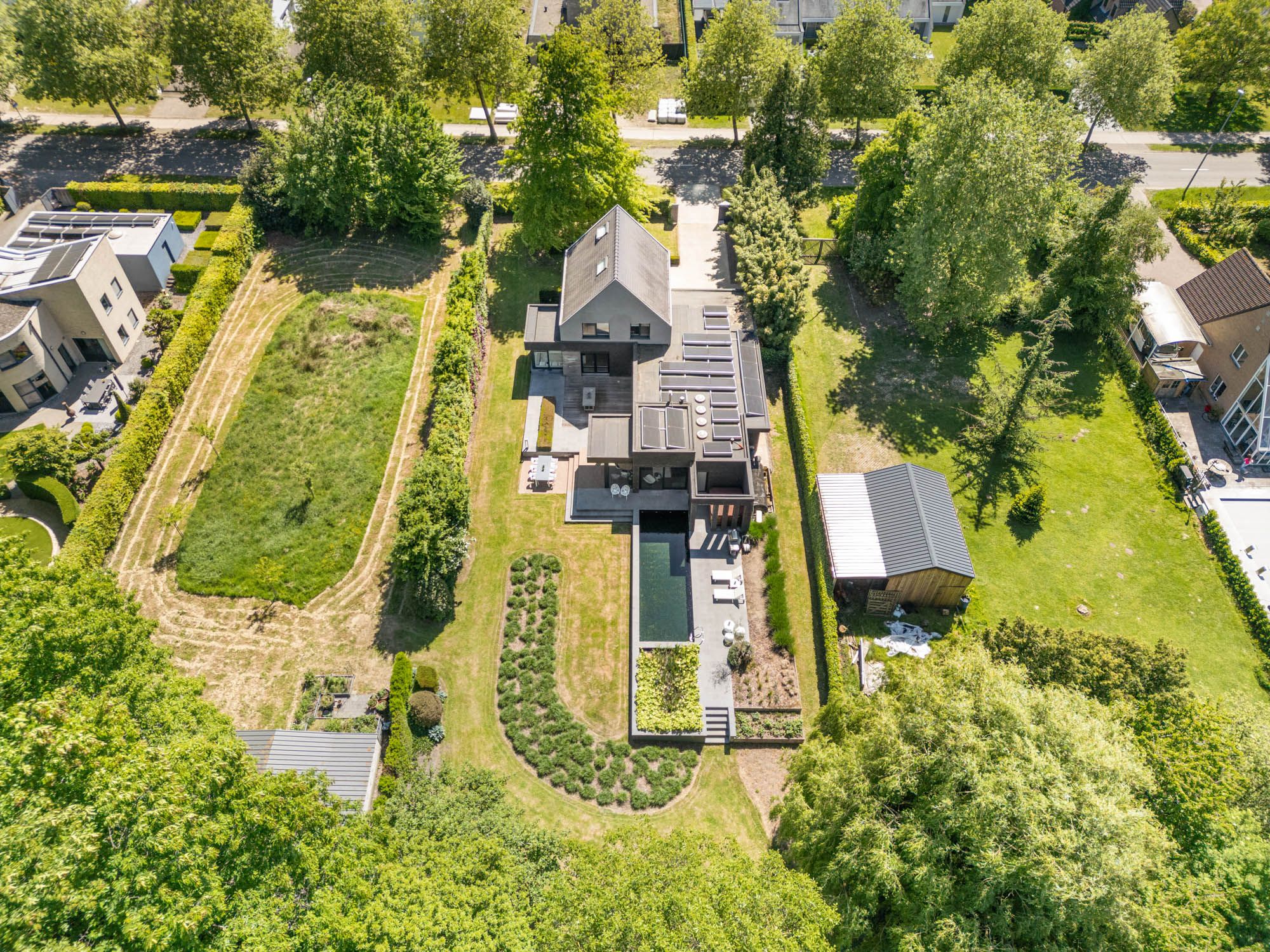Exclusieve villa met tijdloze klasse, zwemvijver en zicht op groen te Hasselt ! foto 29