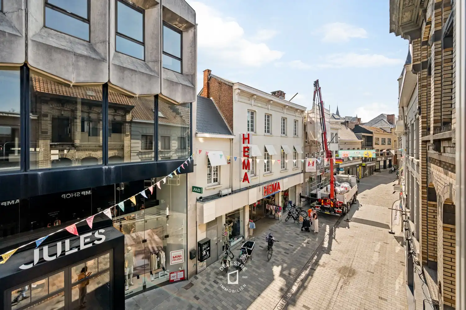 Veelzijdig handelspand met duplexappartement en terras – centrum Aalst foto 8