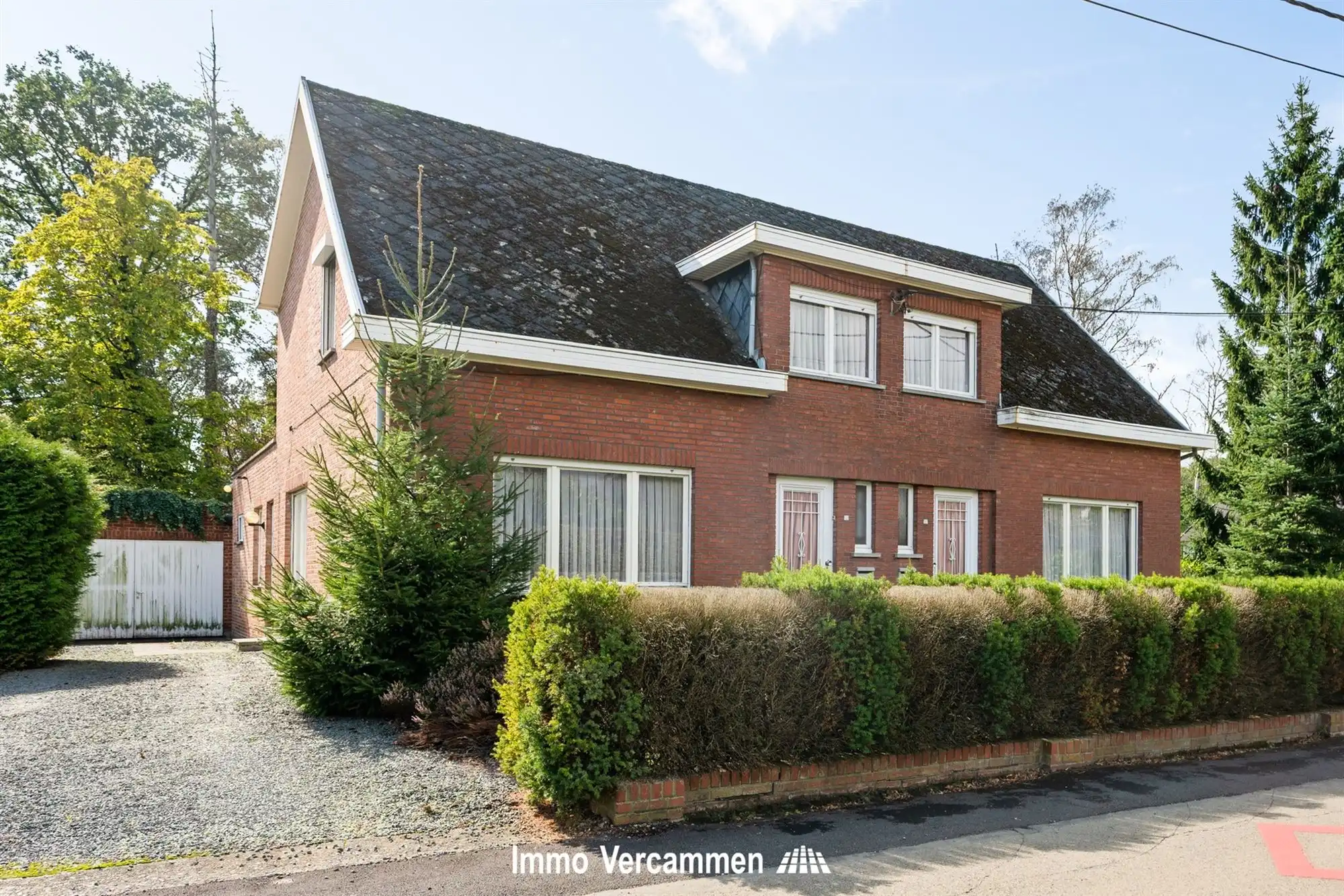Hoofdfoto van de publicatie: Charmante woning met heel wat potentieel te Putte - Beerzel