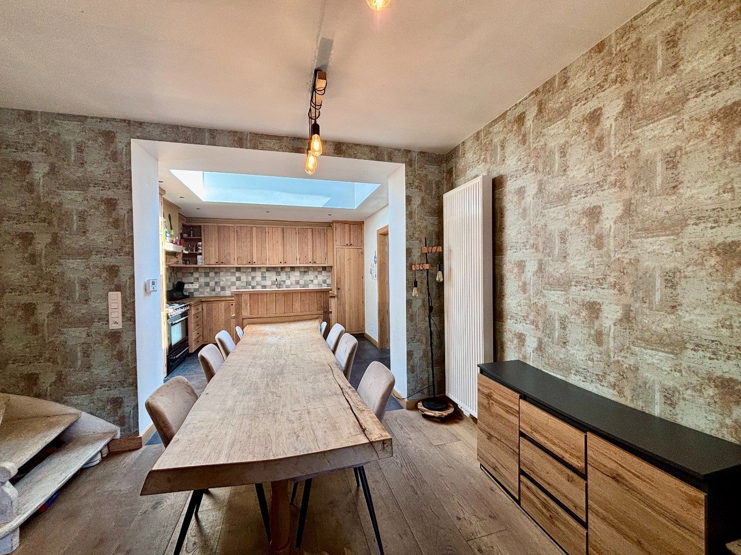 RUIME ENERGIEZUINGE WONING MET 5 SLPKS, GARAGE EN STADSKOER foto 6