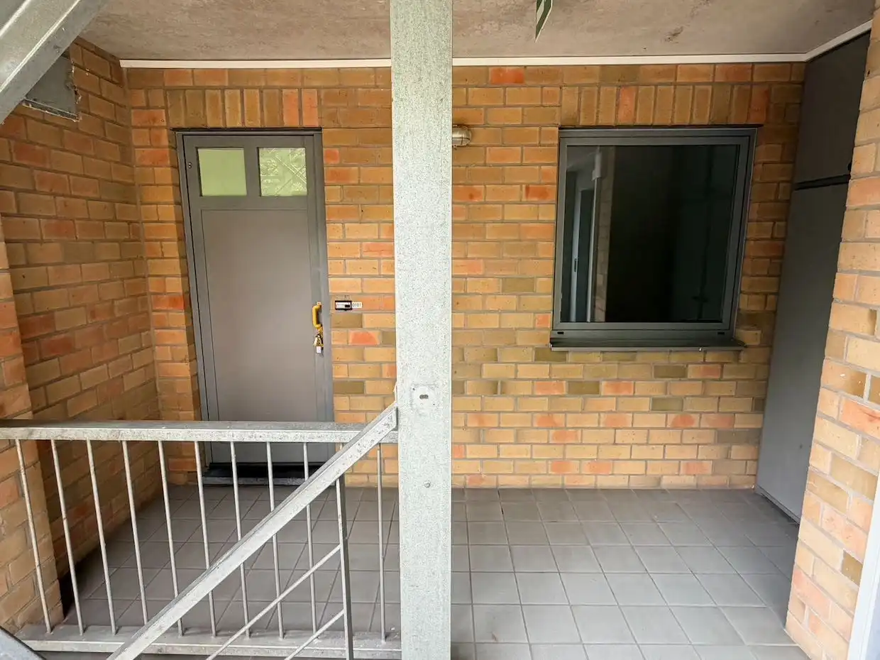 Gunstig gelegen appartement met 1 slaapkamer foto 14