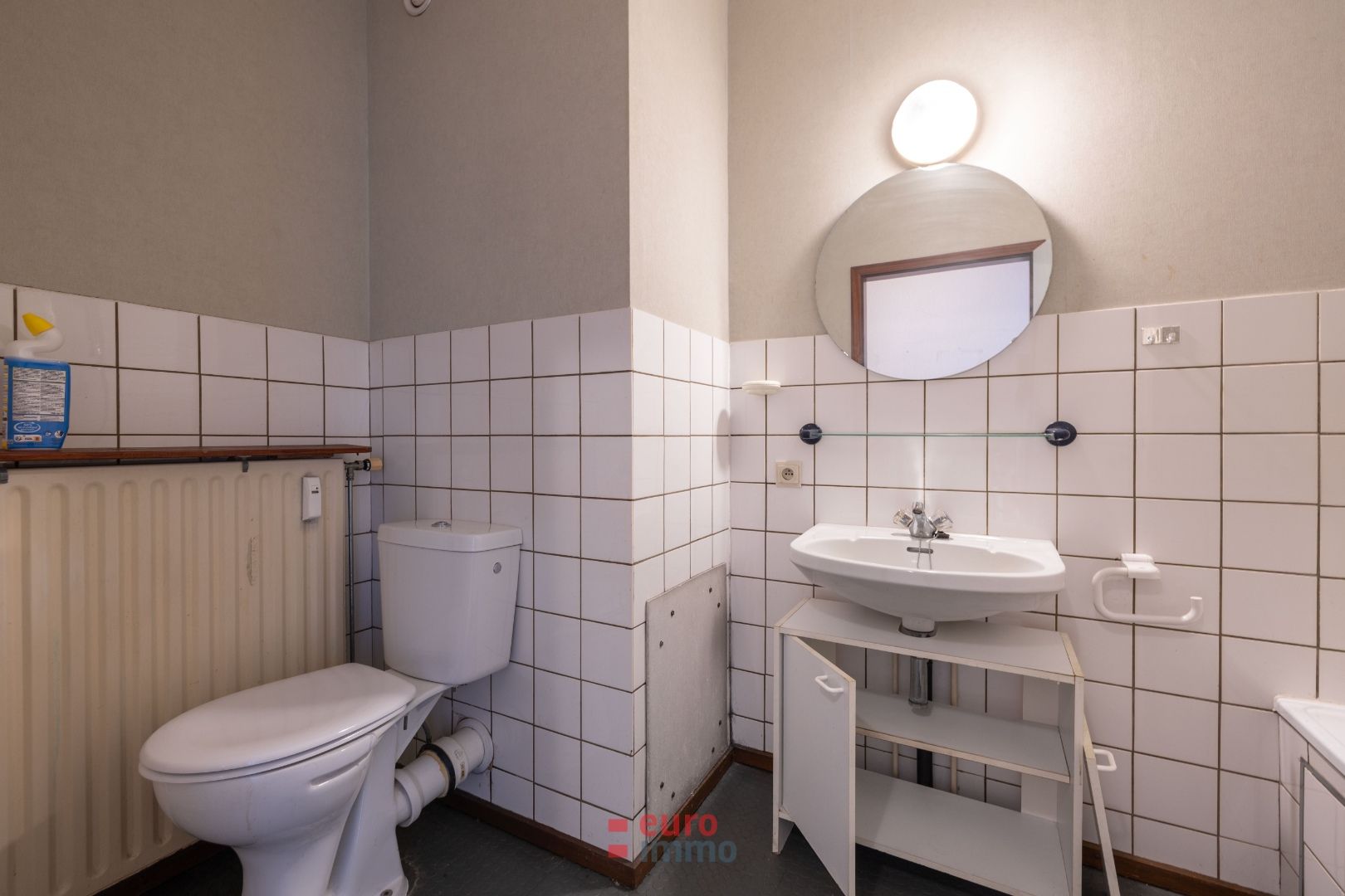 Te renoveren studio met verzicht! foto 7